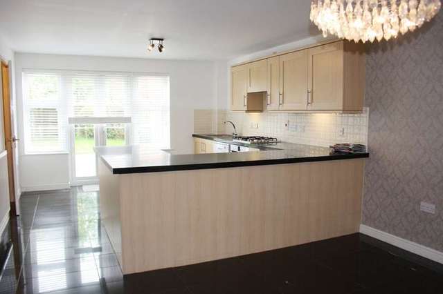  Image of 1 bedroom Detached house to rent in Finbracks Stevenage SG1 at Stevenage Stevenage, SG1 6HB
