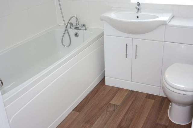  Image of 1 bedroom Detached house to rent in Finbracks Stevenage SG1 at Stevenage Herts England, SG1 6HB