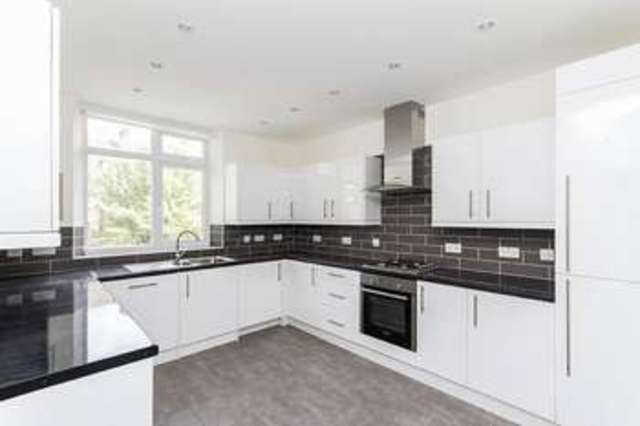  Image of 4 bedroom Flat to rent in Finchley Road London NW8 at Finchley Road  London, NW8 6EB