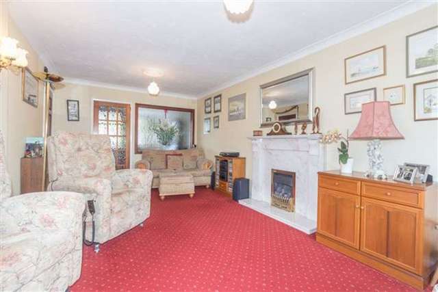  Image of 4 bedroom Detached house for sale in Firs Close Marlbrook Bromsgrove B60 at Firs Close  Marlbrook, B60 1DR