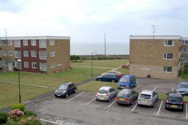  Image of 3 bedroom Apartment to rent in Rackham Road Rustington Littlehampton BN16 at Rackham Road Rustington Rustington, BN16 2LE