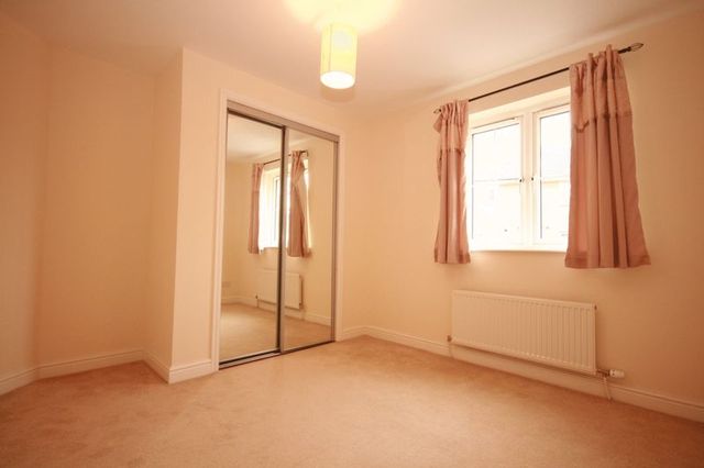  Image of 2 bedroom Flat to rent in Birdland Avenue Bo