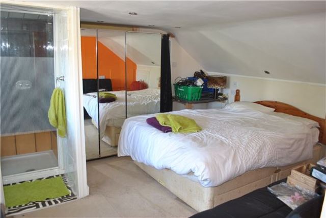  Image of 3 bedroom Semi-Detached house for sale in Florian Avenue Sutton SM1 at Surrey, SM1 3QH