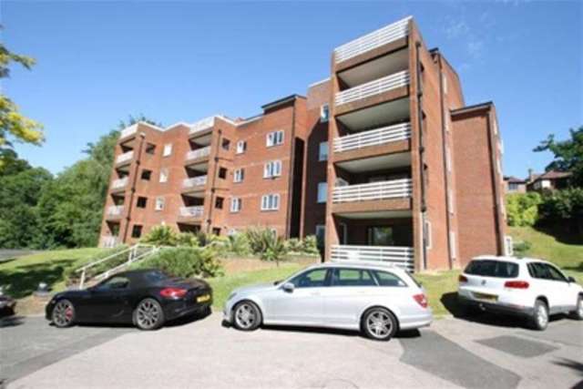  Image of 2 bedroom Flat to rent in Forest Close Chislehurst BR7 at Chislehurst, BR7 5QS