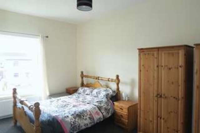  Image of 1 bedroom Detached house for sale in Fountain Street Morley Leeds LS27 at Fountain Street Morley Leeds, LS27 0PX