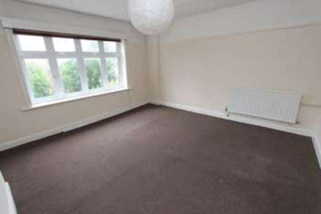  Image of 4 bedroom Flat to rent in Devonshire Road Southampton SO15 at Devonshire Road Polygon Southampton, SO15 2GR
