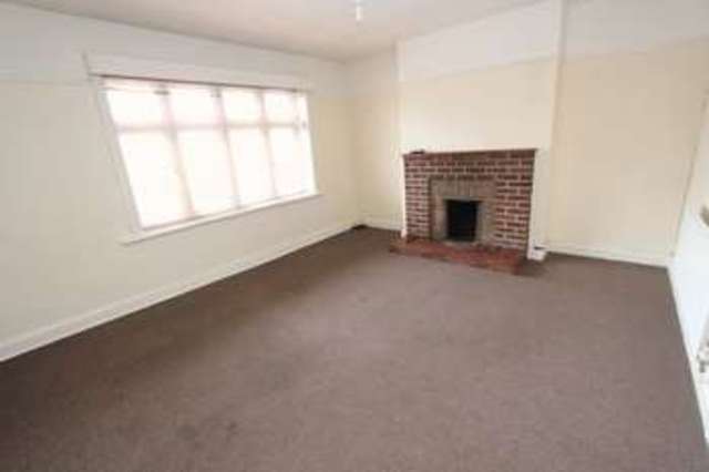  Image of 4 bedroom Flat to rent in Devonshire Road Southampton SO15 at Devonshire Road Polygon Southampton, SO15 2GR