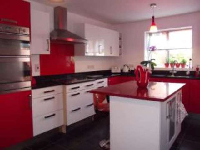  Image of 6 bedroom Detached house for sale in Foxfield Broughton Milton Keynes MK10 at Broughton Milton Keynes Milton Keynes Village, MK10 7BP