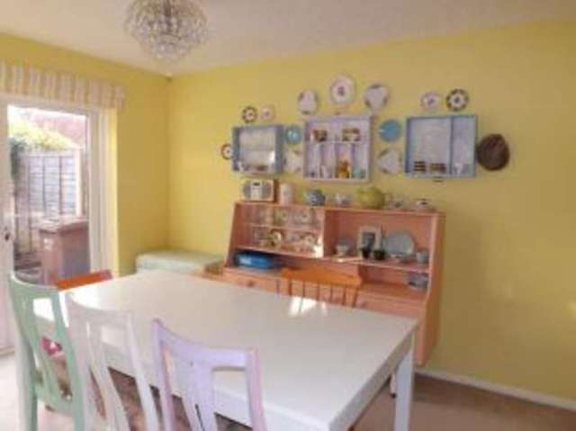  Image of 4 bedroom Detached house for sale in Foxglove Road Broomhall Worcester WR5 at Worcester Worcestershire Spetchley, WR5 3HG
