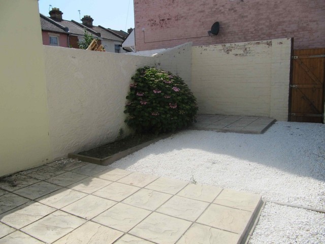  Image of 4 bedroom Terraced house to rent in Francis Avenue Southsea PO4 at Southsea Southsea, PO4 0AH