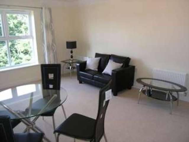  Image of 1 bedroom Flat to rent in Lindoe Close Southampton SO15 at Lindoe Close  Southampton, SO15 2SN