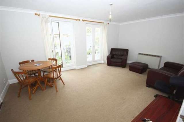  Image of 2 bedroom Flat to rent in Fuller Close London E2 at London, E2 6DX