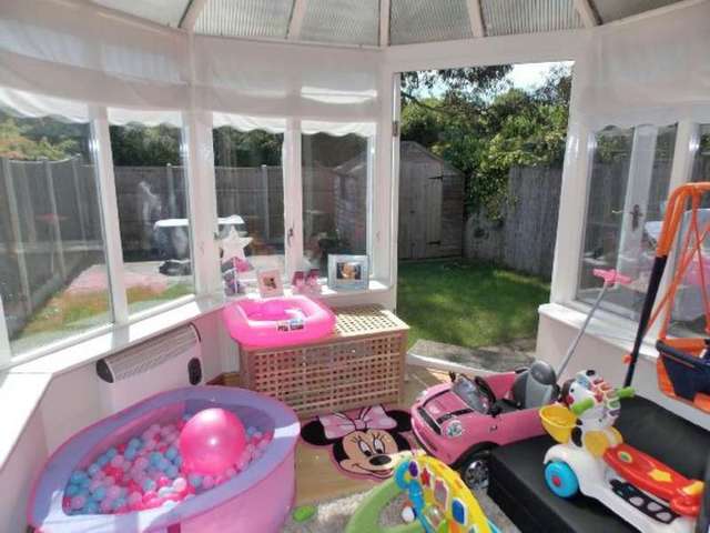  Image of 1 bedroom Detached house for sale in Fulwood Drive Long Eaton Nottingham NG10 at Fulwood Drive  Long Eaton, NG10 3RF