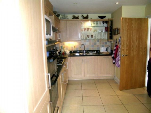  Image of 4 bedroom Semi-Detached house to rent in Gardener Walk Holmer Green High Wycombe HP15 at Gardener Walk Holmer Green Holmer Green, HP15 6TX