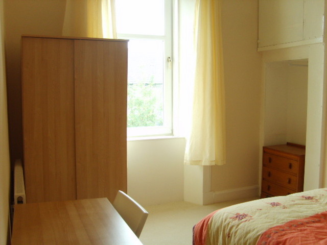  Image of 2 bedroom Flat to rent in Garthland Drive Dennistoun Glasgow G31 at Dennistoun Glasgow Glasgow, G31 2SG