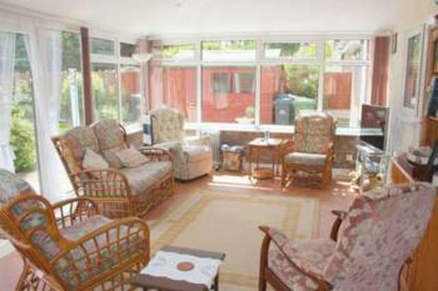  Image of 4 bedroom Detached house for sale in George Lane Wyre Piddle Pershore WR10 at George Lane Wyre Piddle Pershore, WR10 2HX
