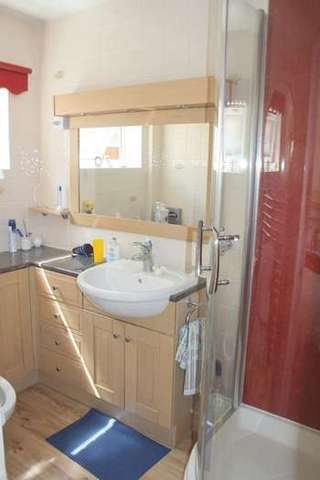  Image of 4 bedroom Detached house for sale in George Lane Wyre Piddle Pershore WR10 at George Lane Wyre Piddle Pershore, WR10 2HX