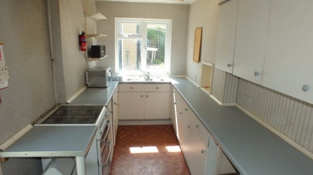  Image of 3 bedroom Semi-Detached house for sale in Glebelands Drive Headingley Leeds LS6 at Glebelands Drive  Leeds, LS6 4AG