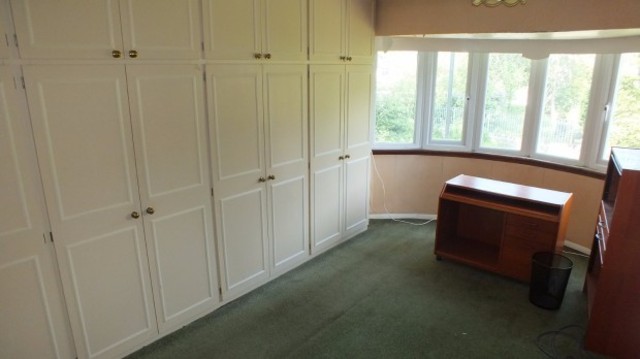  Image of 3 bedroom Semi-Detached house for sale in Glebelands Drive Headingley Leeds LS6 at Glebelands Drive  Leeds, LS6 4AG