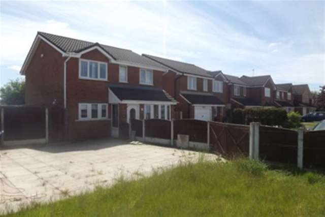  Image of 3 bedroom Detached house to rent in Glen Way Liverpool L33 at Liverpool, L33 4EB