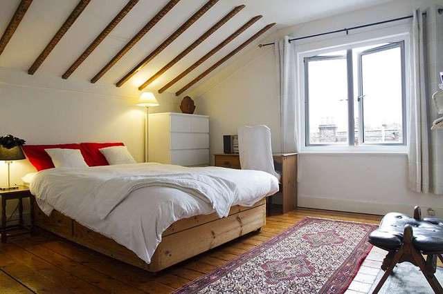  Image of 4 bedroom Flat for sale in Glendale Avenue London N22 at Glendale Avenue  Wood Green, N22 5AH