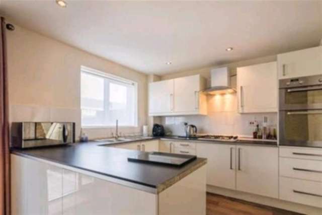  Image of 3 bedroom Terraced house to rent in Goatchurch Court Nottingham NG5 at Nottingham, NG5 9NA