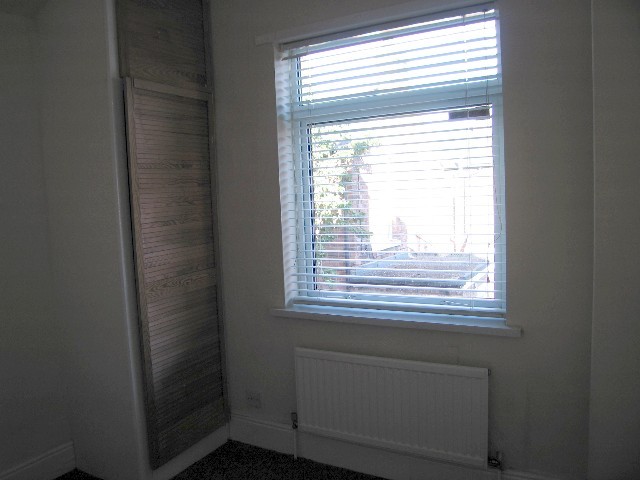  Image of 3 bedroom Detached house to rent in Goddard Avenue Hull HU5 at HULL, HU5 2BA