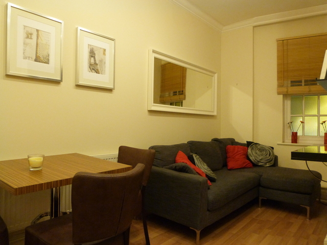  Image of 1 bedroom Flat to rent in Golders Green Road London NW11 at GOLDERS GREEN  LONDON, NW11 8EN