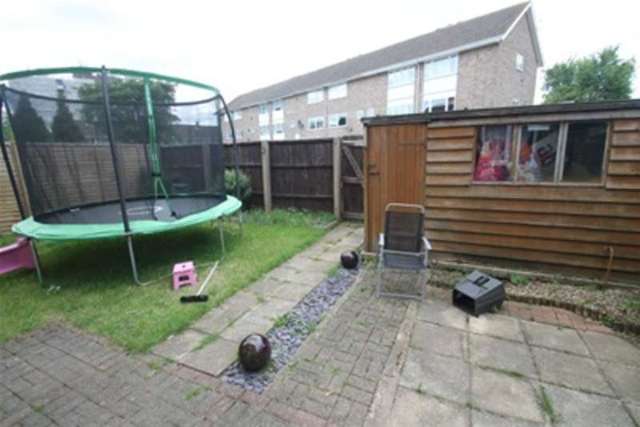  Image of 2 bedroom Maisonette to rent in Goldsel Road Swanley BR8 at Swanley, BR8 8EZ