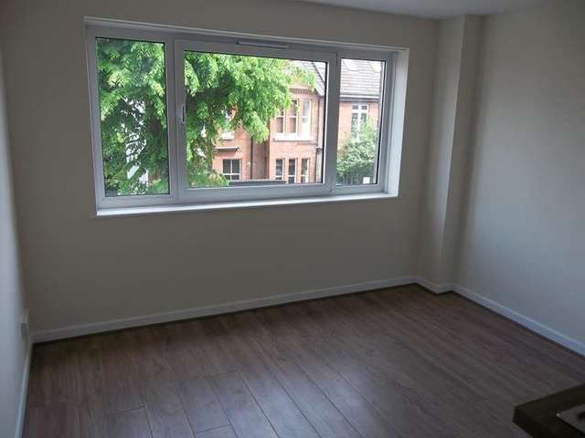 Image of 2 bedroom Flat to rent in Cromwell Road Hove BN3 at Hove, BN3 3DX