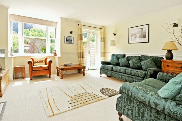  Image of 4 bedroom Terraced house for sale in Gordon Road Clifton Bristol BS8 at Gordon Road Clifton Bristol, BS8 1AW
