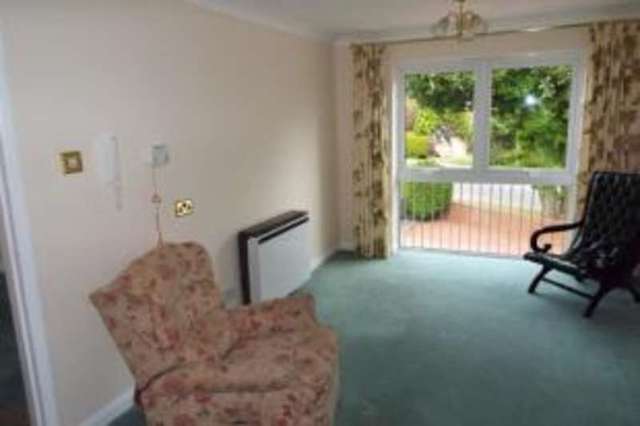 Image of 1 bedroom Flat for sale in Gosport Road Stubbington Fareham PO14 at Gosport Road Fareham Stubbington, PO14 2AX