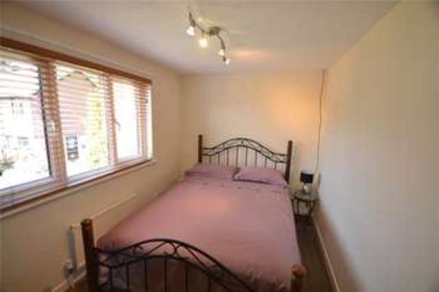  Image of 4 bedroom Detached house for sale in Grange Road Bracknell RG12 at Bracknell Berkshire Easthampstead, RG12 2HZ