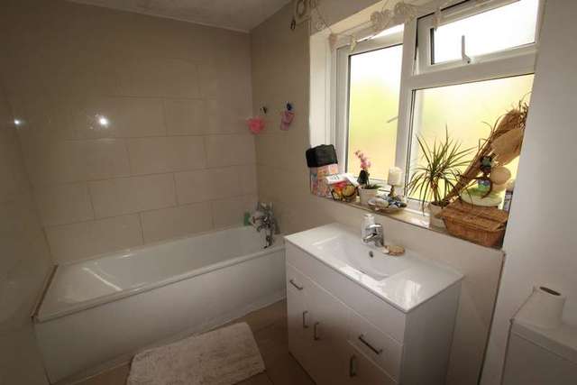  Image of 3 bedroom Terraced house to rent in Grasmere Road Woodside Croydon SE25 at Grasmere Road  London, SE25 4RF