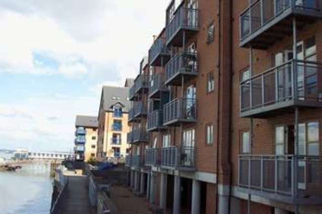  Image of 2 bedroom Flat to rent in West Street Gravesend DA11 at West Street  Gravesend, DA11 0BP