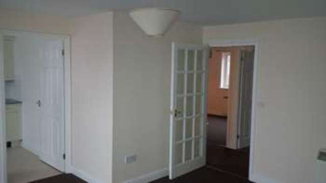  Image of 2 bedroom Flat to rent in West Street Gravesend DA11 at West Street  Gravesend, DA11 0BP