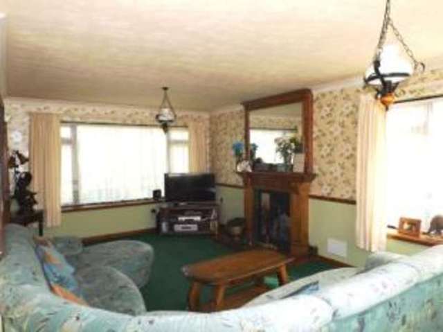  Image of 5 bedroom Detached house for sale in Lawn Avenue Great Yarmouth NR30 at Great Yarmouth Norfolk Great Yarmouth, NR30 1QS