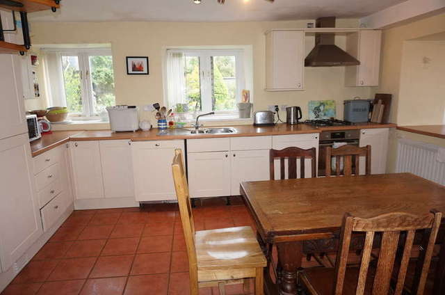  Image of 4 bedroom Terraced house for sale in Greenside Kendal LA9 at Kendal Cumbria, LA9 5DU