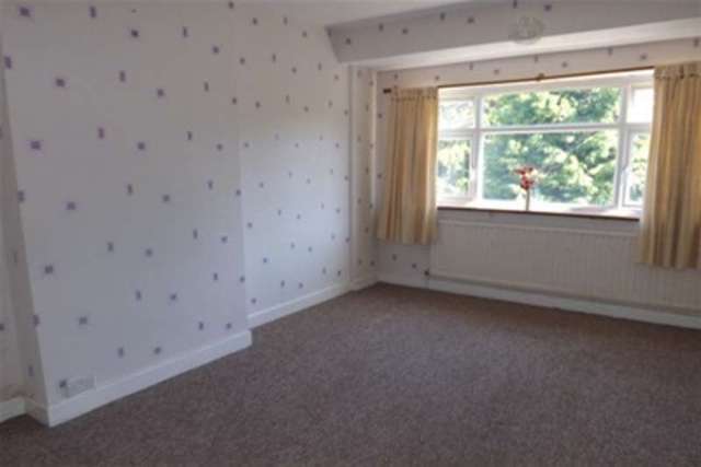 Image of 3 bedroom Detached house to rent in Gresham Road Hall Green Birmingham B28 at Birmingham, B28 0HX