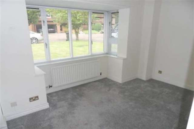  Image of 4 bedroom Detached house to rent in Greystoke Park Gosforth Newcastle upon Tyne NE3 at Newcastle upon Tyne, NE3 2DZ