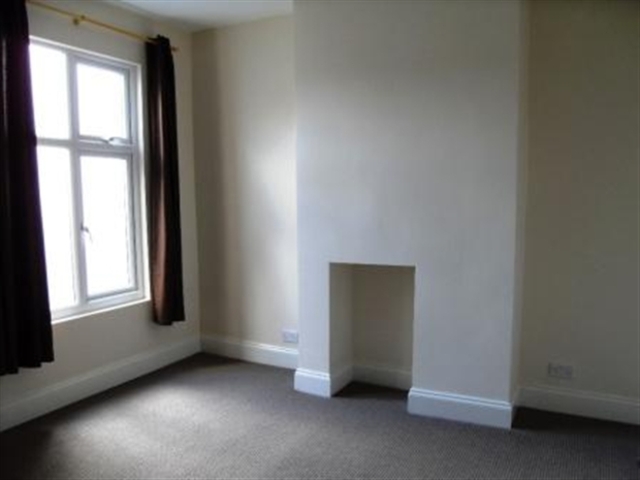  Image of 2 bedroom Flat to rent in Grosvenor Road St. Pauls Bristol BS2 at Grosvenor Road St Pauls Bristol, BS2 8YA