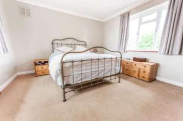  Image of 3 bedroom Detached house for sale in Coltsfoot Drive Burpham Guildford GU1 at Guildford Surrey Burpham, GU1 1YH
