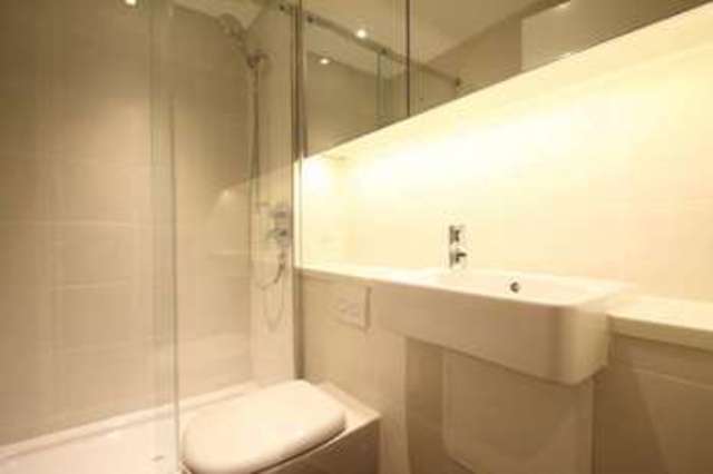 Image of 2 bedroom Property to rent in Hall Street London EC1V at London  London, EC1V 7PR