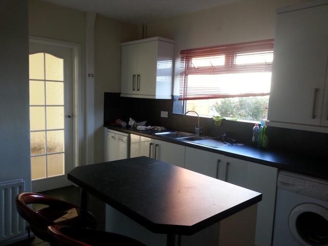  Image of 3 bedroom Terraced house to rent in Halsall Drive Sheffield S9 at Sheffield, S9 4JD
