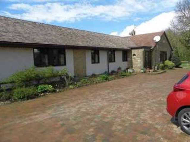  Image of 5 bedroom Detached house for sale in Ham Hill Stoke-Sub-Hamdon TA14 at Stoke-Sub-Hamdon Somerset Stoke-Sub-Hamdon, TA14 6RW