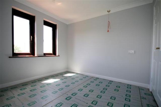  Image of 1 bedroom Retirement Property for sale in Hamble Lane Hamble Southampton SO31 at Hamble-le-Rice, SO31 4QE