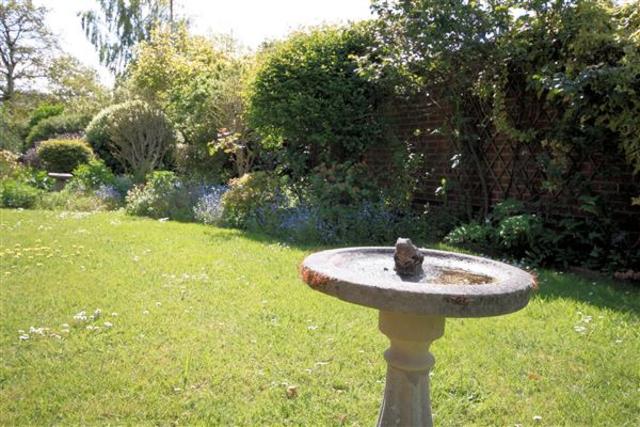  Image of 1 bedroom Retirement Property for sale in Hamble Lane Hamble Southampton SO31 at Hamble-le-Rice, SO31 4QE