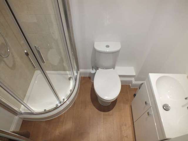  Image of 1 bedroom Detached house to rent in Hamilton Road Earley Reading RG1 at Reading Berkshire Reading, RG1 5RD