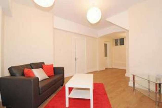  Image of 1 bedroom Flat to rent in Hamilton Terrace London NW8 at Hamilton Terrace St Johns Wood London, NW8 9UJ