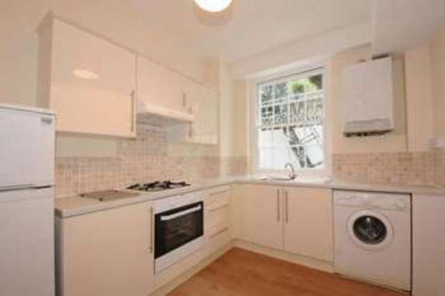  Image of 1 bedroom Flat to rent in Hamilton Terrace London NW8 at Hamilton Terrace St Johns Wood London, NW8 9UJ